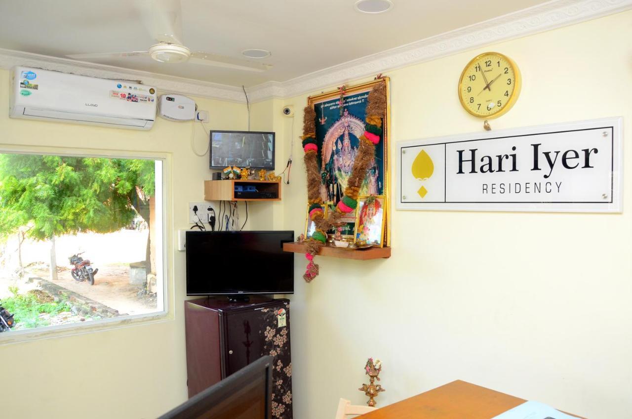 Hari Iyer Residency Hotel Thiruchendur Bagian luar foto