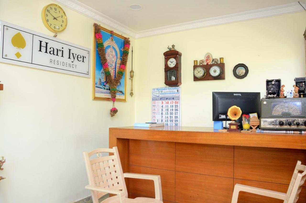 Hari Iyer Residency Hotel Thiruchendur Bagian luar foto